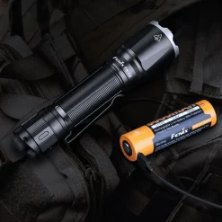 Fenix TK16 V2.0 taskulamppu