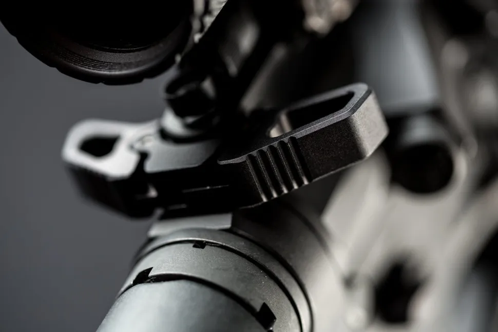 Radian Raptor-SD AR-10 latauskahva, Musta