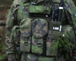 Savotta kahden lippaan tasku, AK