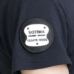Sotima heijastava hihamerkki