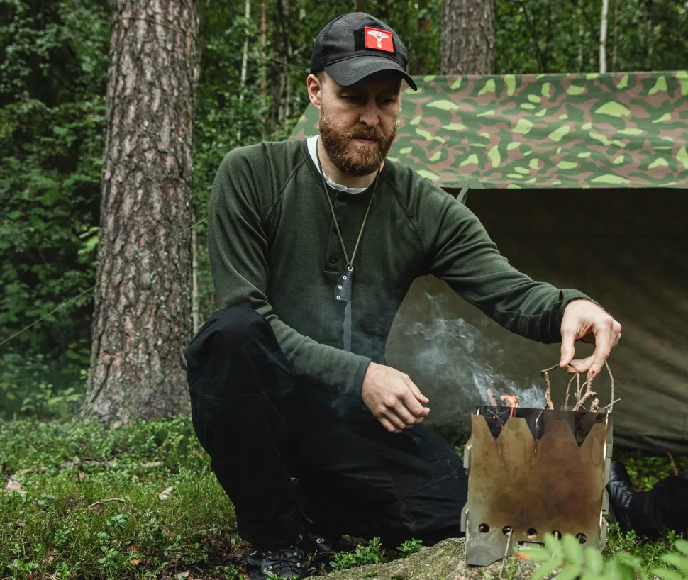 Särmä vaarinpaita, merinovillaa (Vanha versio)