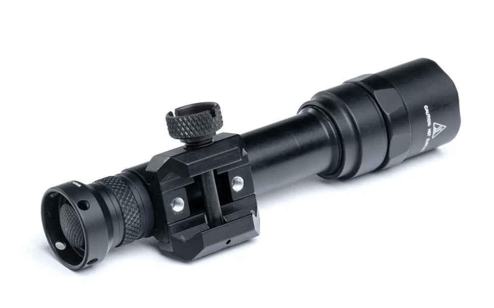 SureFire M600U Scout Light asevalo, 1000 lm