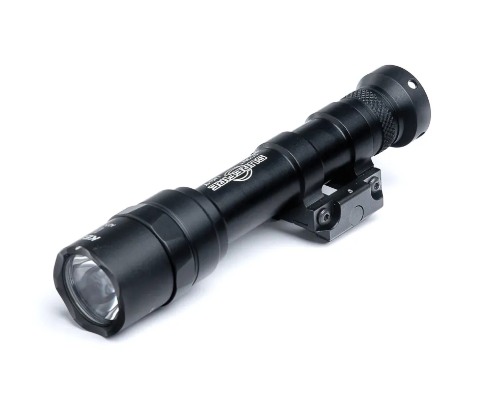 SureFire M600U Scout Light asevalo, 1000 lm
