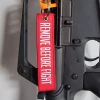 Varusteleka avaimenperä, NIMI + REMOVE BEFORE FIGHT