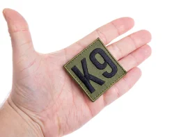 Varusteleka K9 moraalimerkki