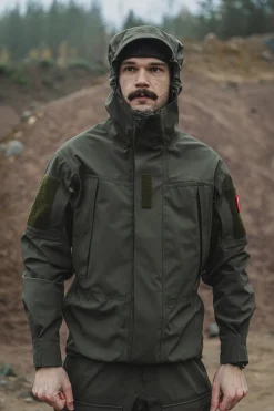 Varusteleka L6 Hardshell-kuorihousut
