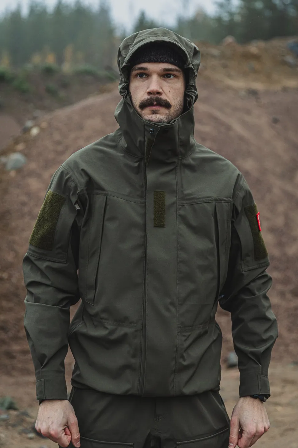 Varusteleka L6 Hardshell-kuorihousut