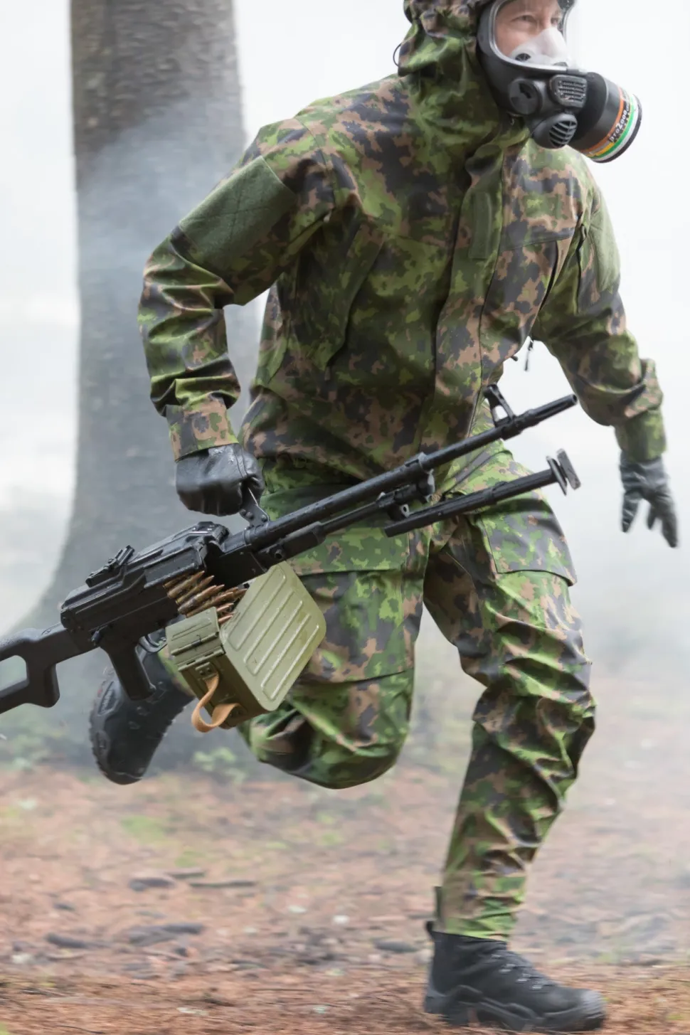 Varusteleka L6 Hardshell-kuorihousut