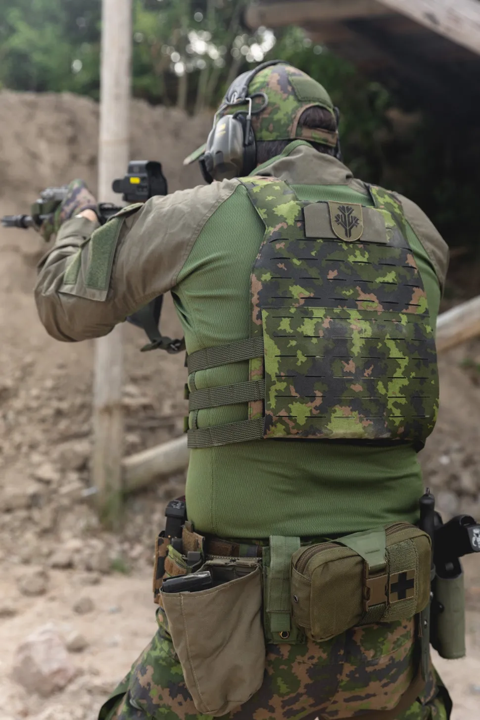 Varusteleka L4 Taistelupaita