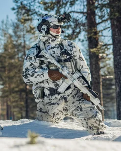 Varusteleka L4 Talvitaisteluhousut