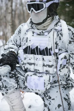 Varusteleka PC18 3xRK etupaneeli
