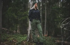 Varusteleka villakenttäpusero